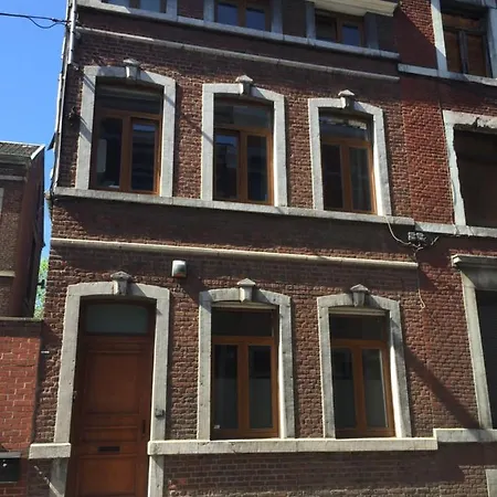 فندق مبيت وإفطار Au 194 لييج