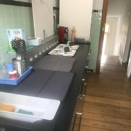 Au 194 فندق مبيت وإفطار لييج