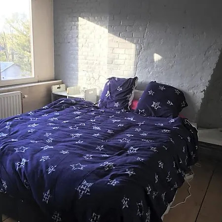 Au 194 Bed and Breakfast