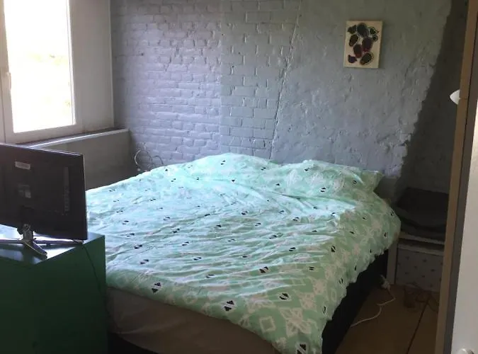 Oda ve Kahvaltı Au 194 3*